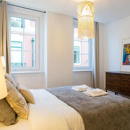 Apartman Beautiful House With Patio In Heart! *